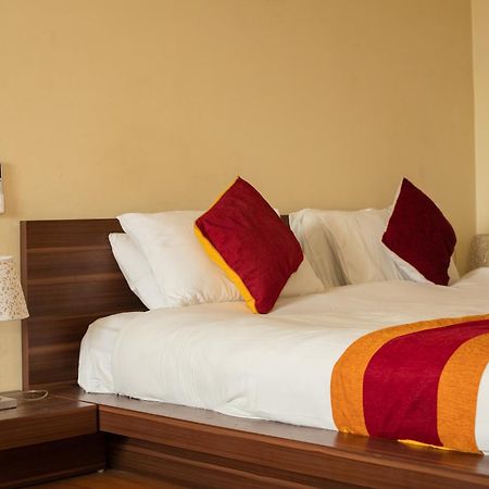 Hotel Edingo Inn Itahari 外观 照片