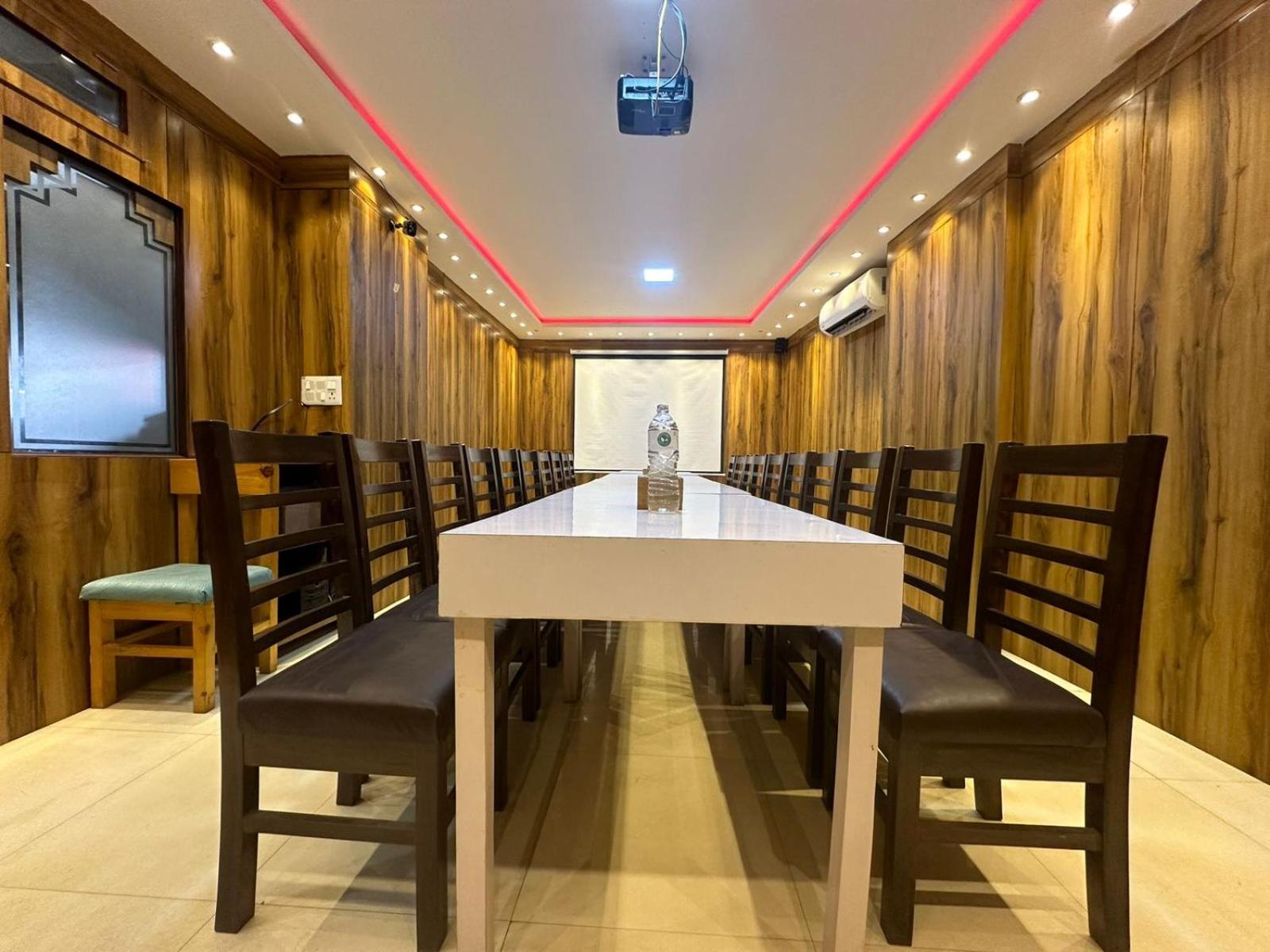 Hotel Edingo Inn Itahari 外观 照片