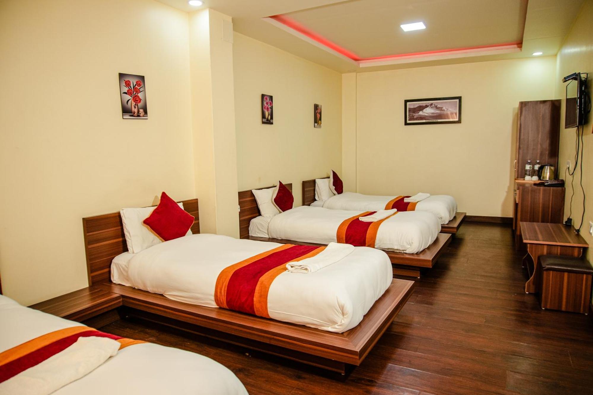 Hotel Edingo Inn Itahari 外观 照片
