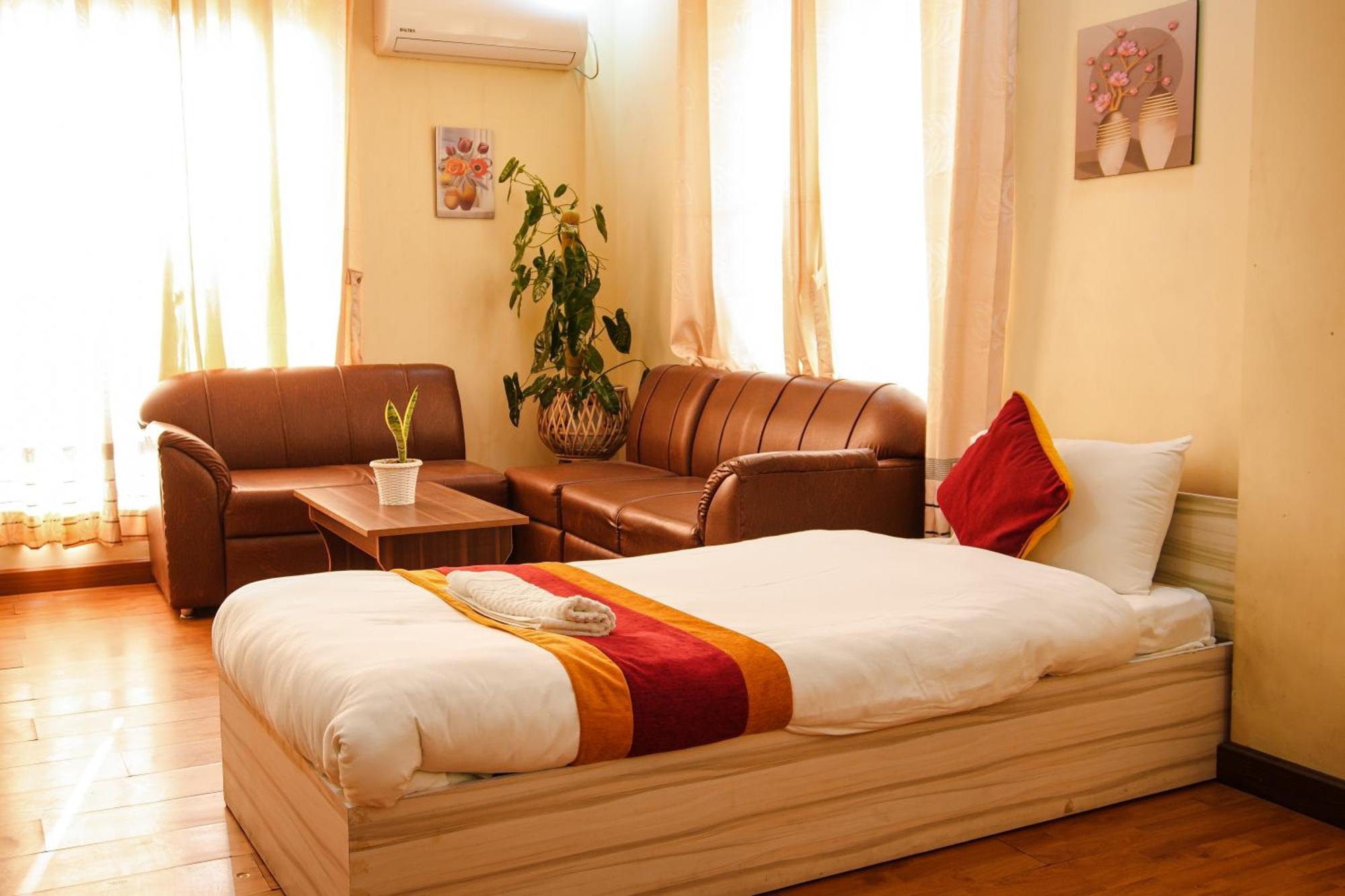 Hotel Edingo Inn Itahari 外观 照片